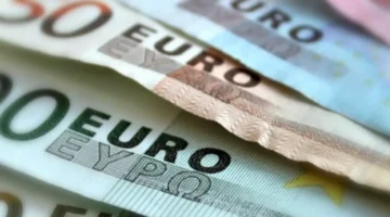 تغيرات أسعار الصرف في البنوك المصرية خلال تعاملات يوم الثلاثاء 24 مارس 2026